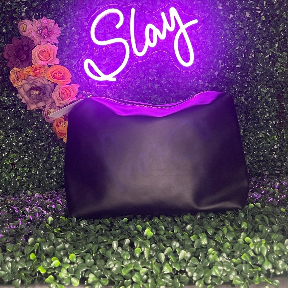 NWT PU Black Clutch